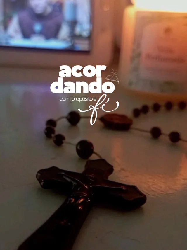 Story com terço e crucifixo: acordando com propósito e fé