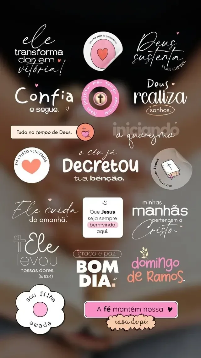 Story com figurinhas de frases de fé aplicadas sobre uma foto desfocada